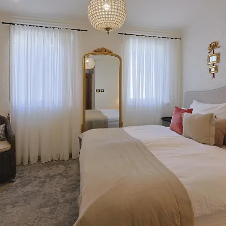 Hotel Integra 4*