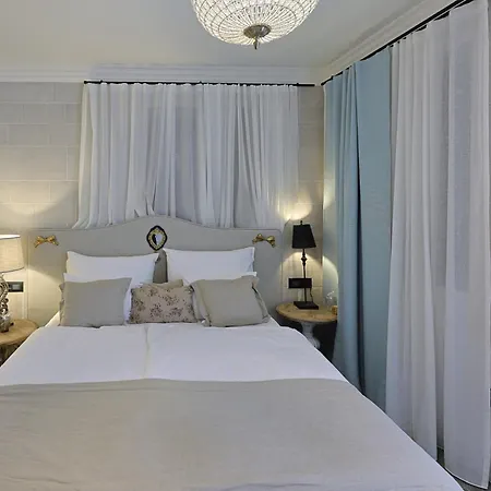 Integra تريبينيي