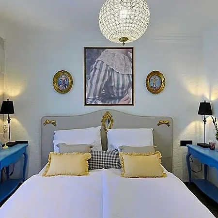 Integra Hotel 4*