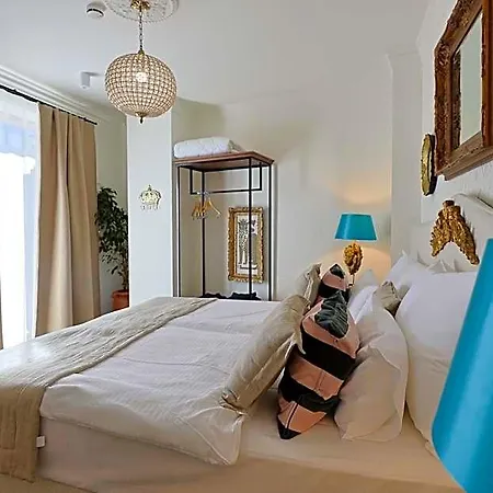 Integra Hotel 4*